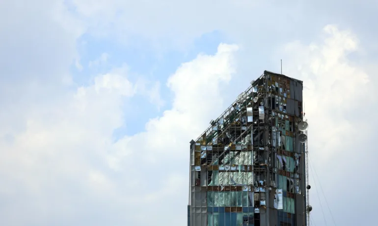 Иран се закани да отвърне на израелските удари - Tribune.bg