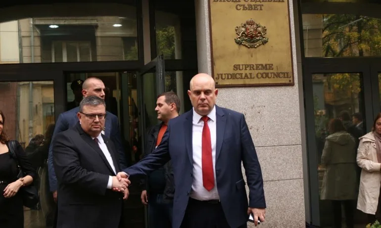 Гешев: Срещу мен възразява една политико-олигархична група, която се притеснява от закона - Tribune.bg