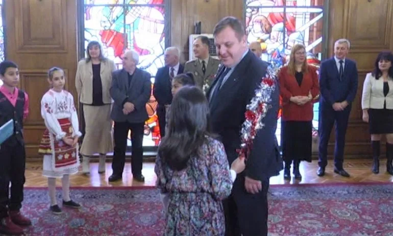 Каракачанов за циганите станаха нагли: Няма да се извинявам! - Tribune.bg