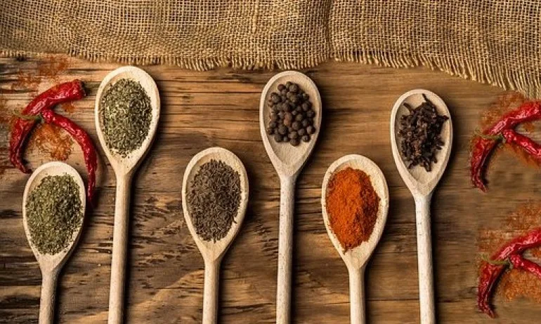 Подправките са най-добрата храна за етерното тяло - Tribune.bg