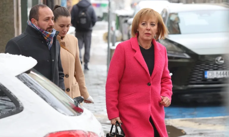 Манолова срещу целувката на смъртта - Tribune.bg