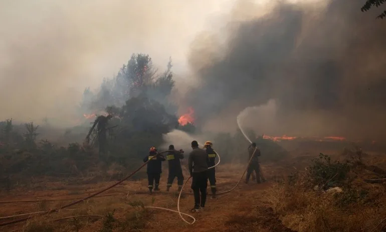 МВнР с информация относно актуалните огнища на пожари в Гърция - Tribune.bg