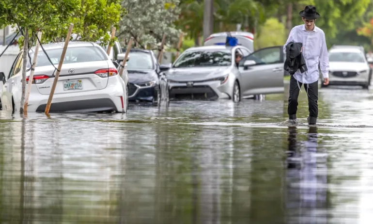 Наводнения в САЩ, има загинали - Tribune.bg