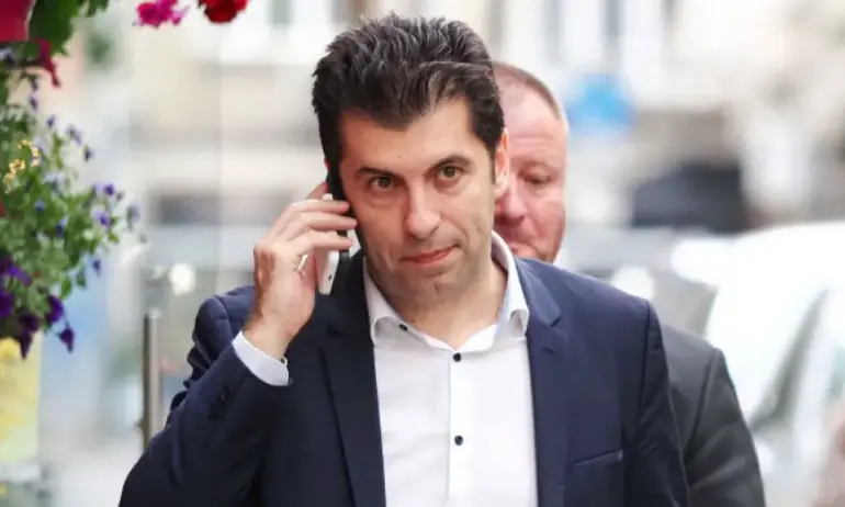 Кирил Петков за фалшифицираните документи: Кьорфишек на ДАНС, ченгеджийски номер - Tribune.bg