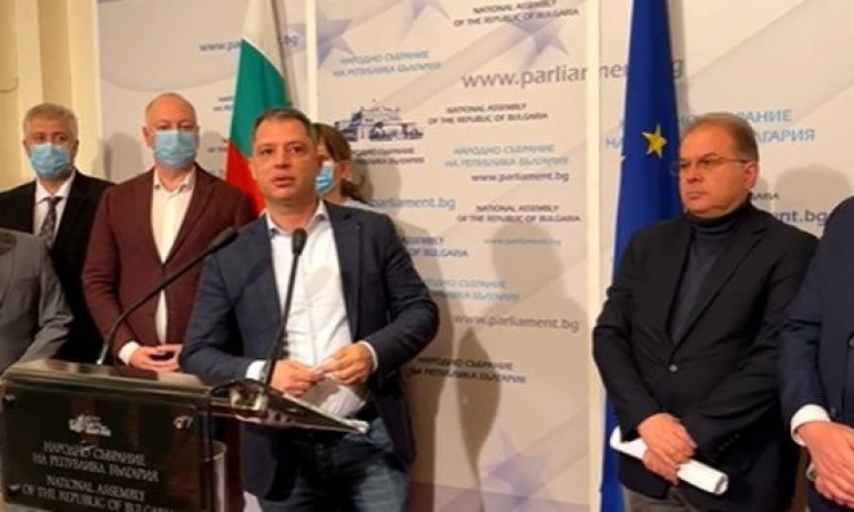 ГЕРБ: Държавата отсъства, кризата се неглижира, предстоят фалити на болници (ВИДЕО) - Tribune.bg