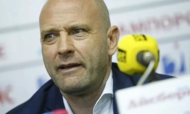 Тити Папазов призова левскарите да съберат 1,5 милиона за 48 часа - Tribune.bg