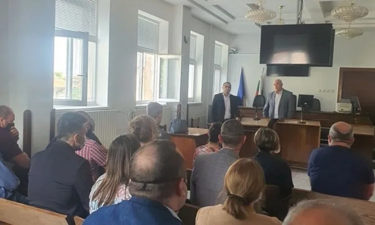 Гешев обсъди отстояването на независимостта на прокуратурата с магистратите от Враца - Tribune.bg