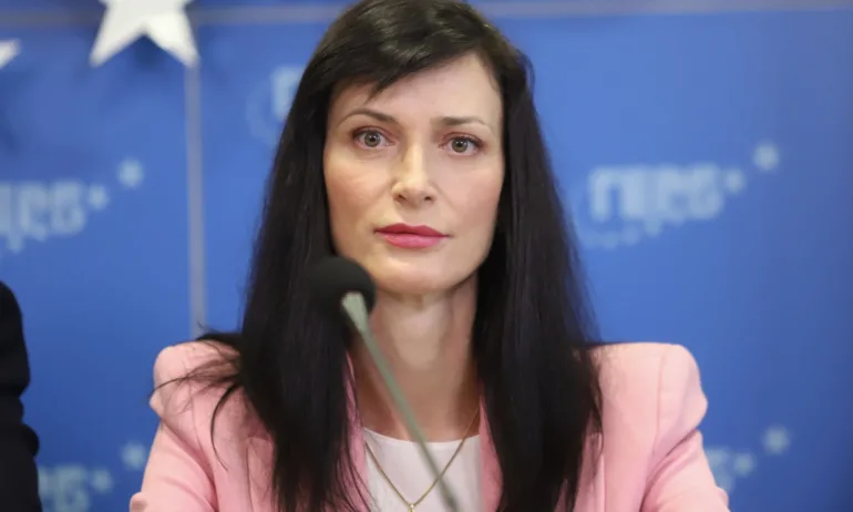 Президентът на ПЕС- Жени: Мария Габриел може да състави правителство - Tribune.bg