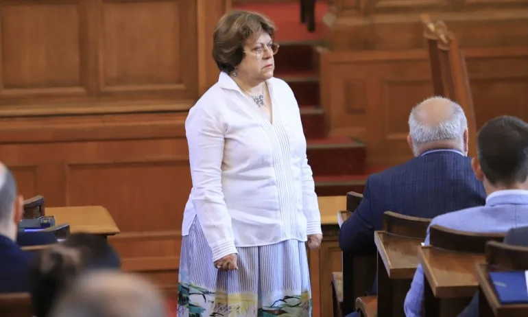 Прокуратурата започва проверка на твърденията, че Дончева е подкупвала депутати от ИТН - Tribune.bg