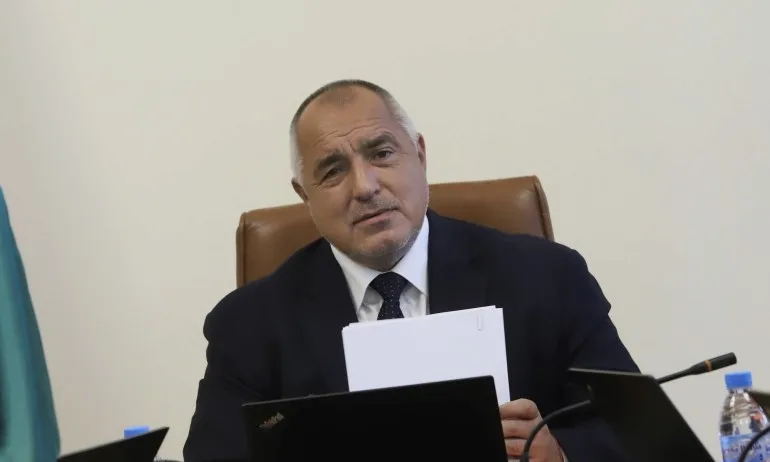 Удължават извънредната епидемична обстановка - Tribune.bg