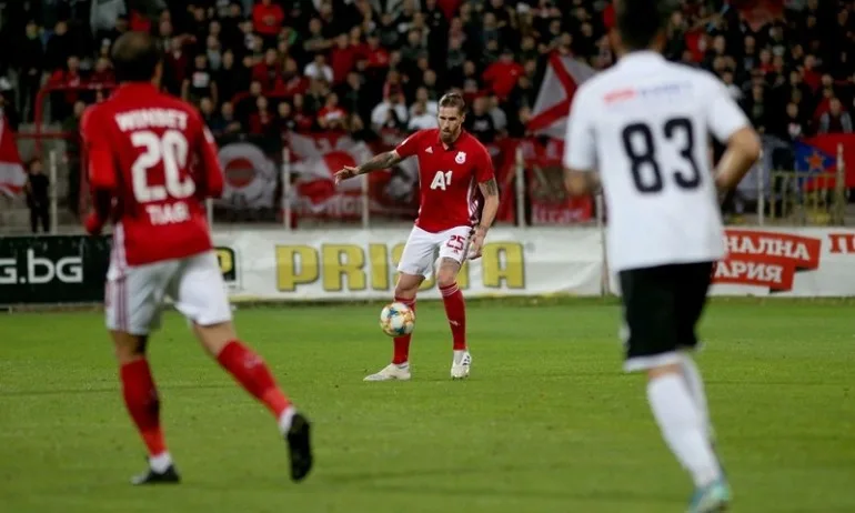 ЦСКА спечели трудно дербито със Славия - Tribune.bg