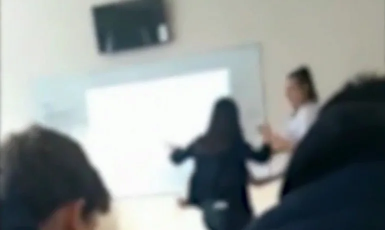 След кючек в час – десетки родители искат да отпишат децата си от столично училище - Tribune.bg