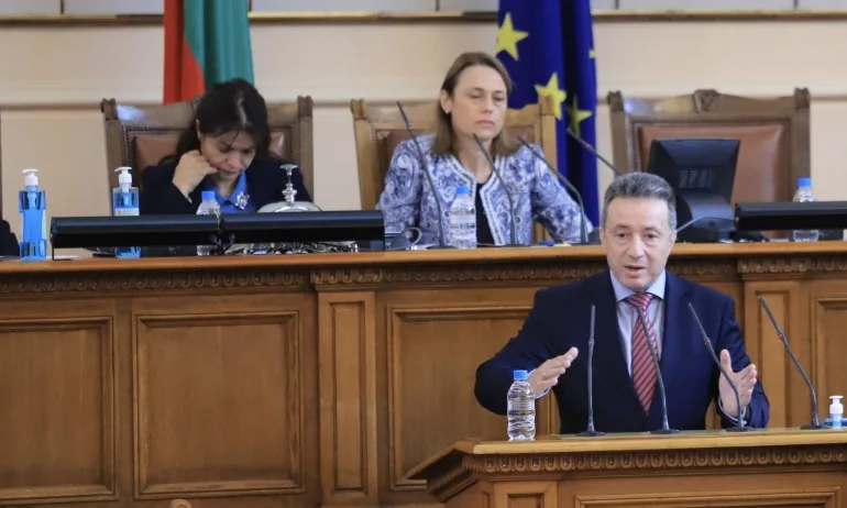 Янаки Стоилов: Въпросът за отстраняването на Иван Гешев няма да приключи с вчерашното решение на ВСС - Tribune.bg