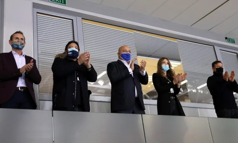 Кралев проследи на живо полуфиналната фаза на турнира по тенис Sofia Open - Tribune.bg