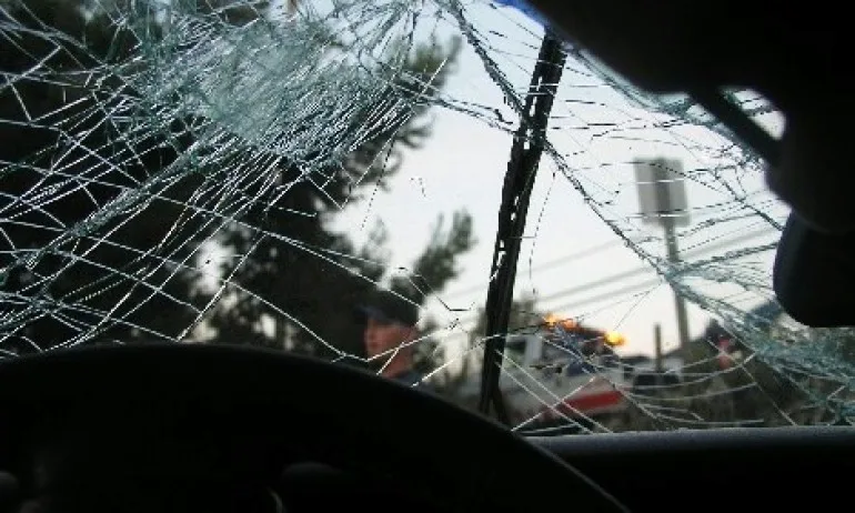 Автобус и микробус се сблъскаха край Гоце Делчев - Tribune.bg