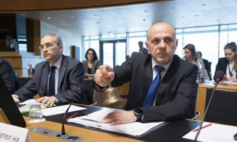 Томислав Дончев: 1,3 млрд. лв. за магистрали са разпределени по закон - Tribune.bg