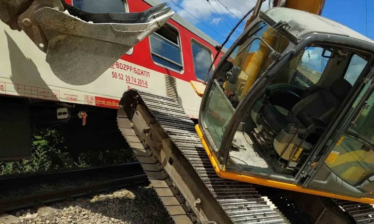 Багер предизвика инцидент с бърз влак от Варна за София - Tribune.bg