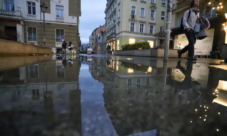 Започна застудяване с дъжд, сняг и вятър - Tribune.bg
