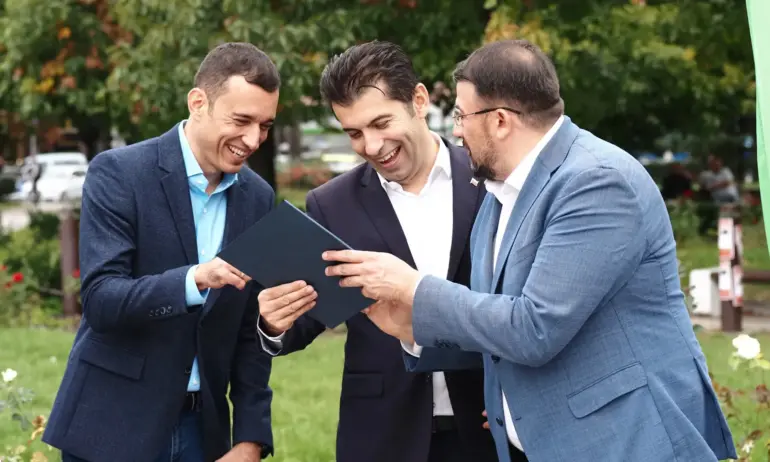 Настимир Ананиев: Никой не си избира съседите. Някой краде от компотите и суджуците от терасата - Tribune.bg