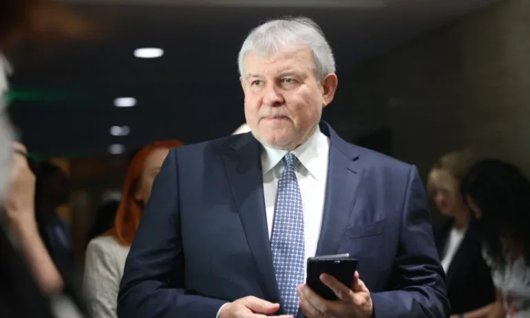 Румен Христов: Най-важно за еврото е да имаме редовно правителство - Tribune.bg