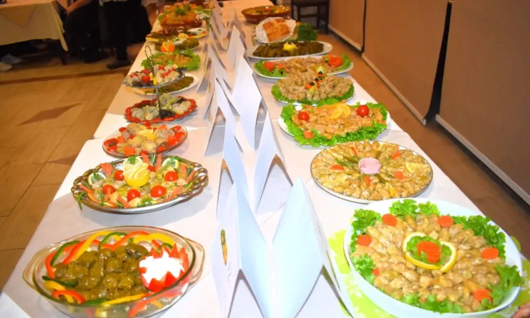 Конкурс за най-вкусните станимашки сармички (ГАЛЕРИЯ) - Tribune.bg