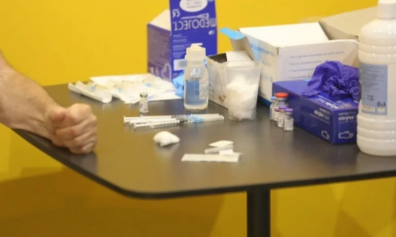 МЗ и БЧК със съвместна акция за ползите от ваксинацията - Tribune.bg