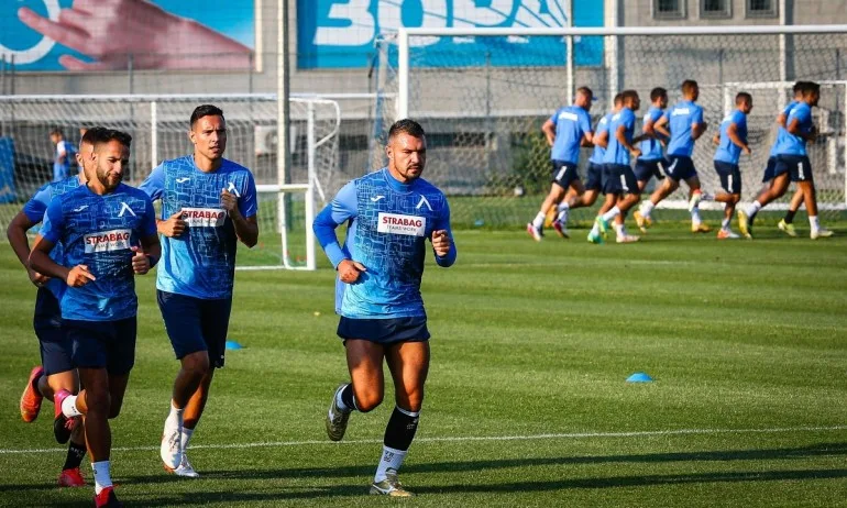 Божинов разтрогна с Левски, дарява 3 заплати - Tribune.bg