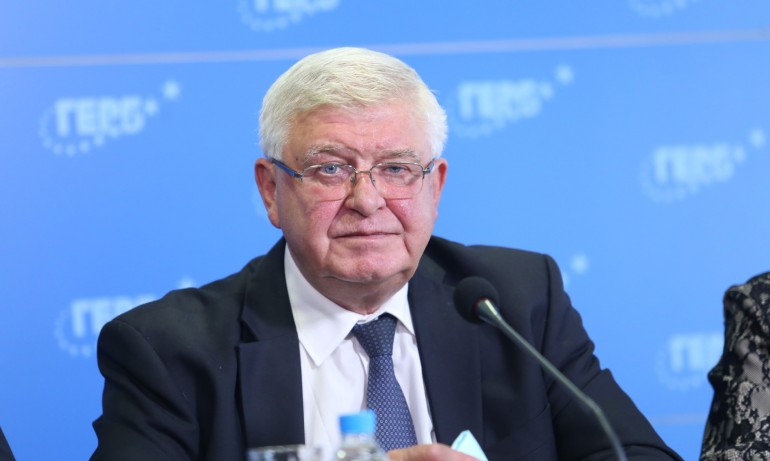 Кирил Ананиев: Бюджет 2022 е социален експеримент - Tribune.bg