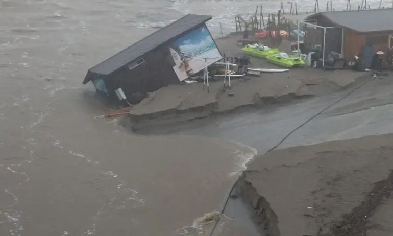 По спешност: Превърнаха общината в Лозенец в евакуационен център - Tribune.bg