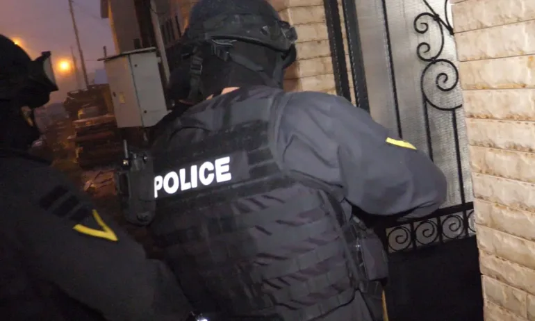 Спецакция в София срещу автокрадци (ОБНОВЕНА) - Tribune.bg