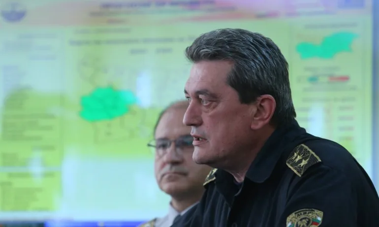 Николай Николов: Над 200 пожара горяха през изминалото денонощие - Tribune.bg