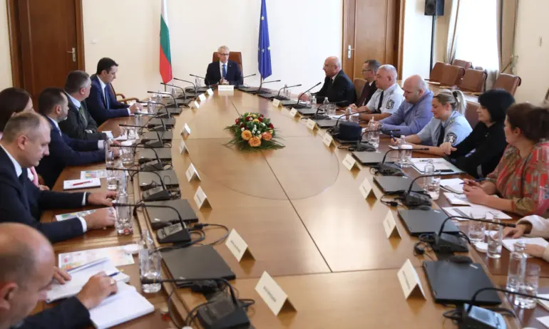 До месец уведомяват шофьорите по телефон или имейл за наложени глоби при нарушение - Tribune.bg