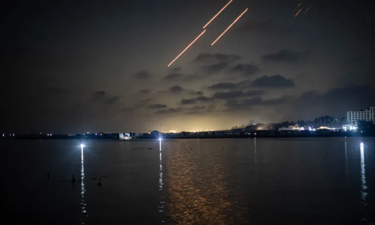 НАТО свали трета балистична ракета над Турция - Tribune.bg