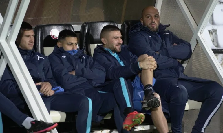 Мениджъри пълнят Васил Левски днес - Tribune.bg