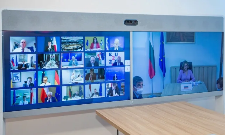 Захариева: Стратегията за излизане от кризата, предложена от ЕК, е много важна - Tribune.bg