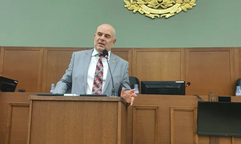 Главният прокурор на работна среща с прокурори от Софийска районна прокуратура - Tribune.bg