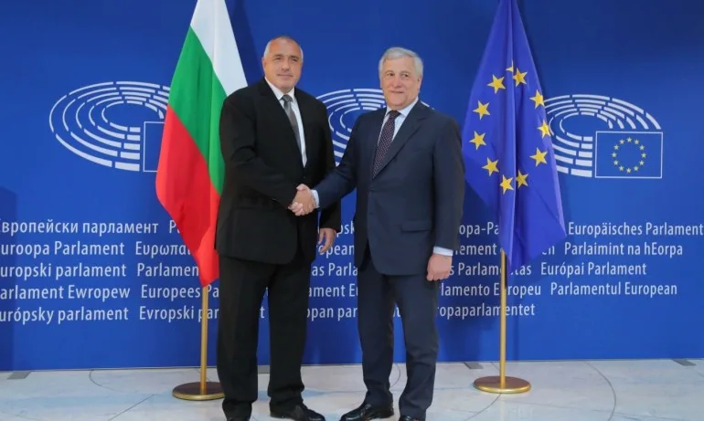 Част от Европейския парламент ще носи името на Атанас Буров - Tribune.bg