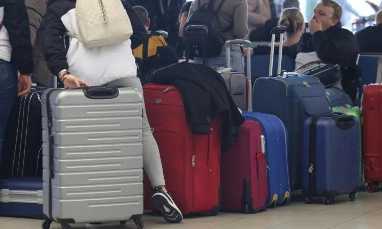 Русия възобновява полетите с България - Tribune.bg