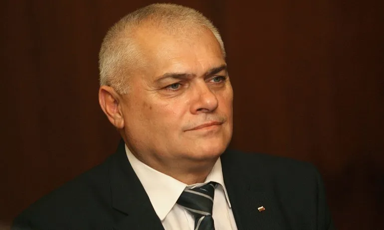 Радев: Действията на президента са подбудителство - Tribune.bg