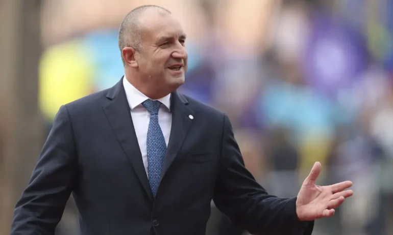 Радев и лидерите от Б9 осъдиха с декларация бомбардировките срещу Украйна - Tribune.bg