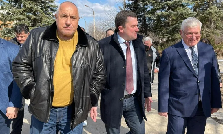 Борисов посети новата пречиствателна станция за питейни води на Перник - Tribune.bg
