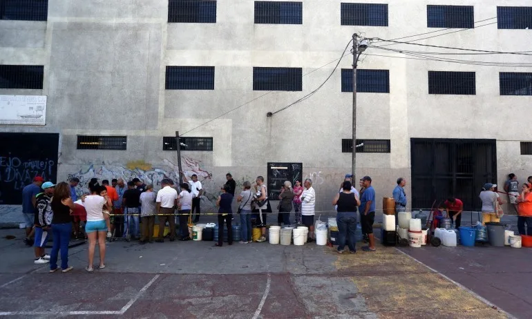 Отново: Шокираща инфлация във Венецуела - почти 3000% - Tribune.bg