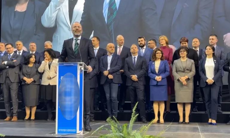 Манфред Вебер на закриването на кампанията на ГЕРБ-СДС: Докато ГЕРБ беше на власт, България беше стабилна и сигурна - Tribune.bg