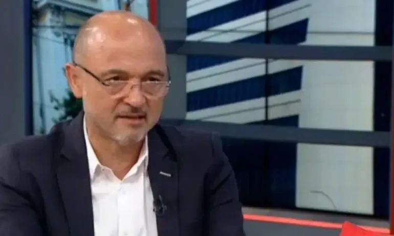 Министър Меджидиев: COVID мерките ще се променят всяка седмица - Tribune.bg