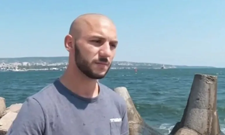 Млад мъж спаси 2 деца от удавяне на вълнолома в Аспарухово - Tribune.bg