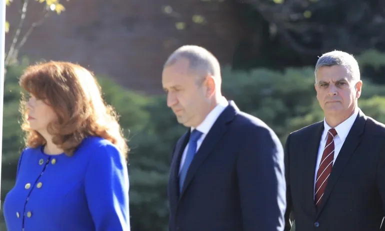 Държавен вестник обнародва указите на Радев в извънреден брой - Tribune.bg