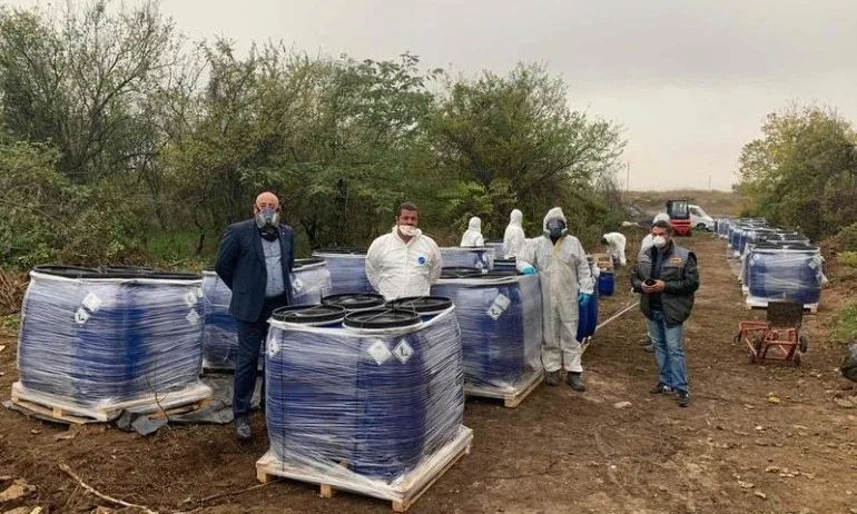 Теч на вода беше открит в склад със загробени пестициди край град Искър - Tribune.bg