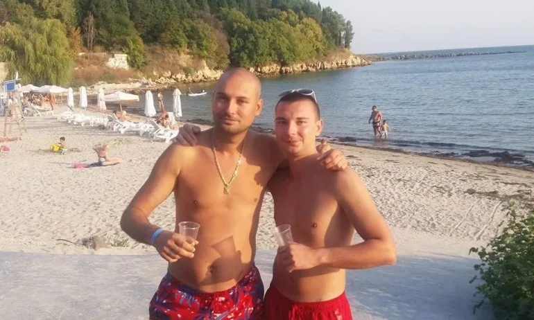 Ексклузивно: Чутовен пиянски скандал в БСП Пловдив - юмруци, полиция, лекари и тежко пострадал млад социалист! - Tribune.bg