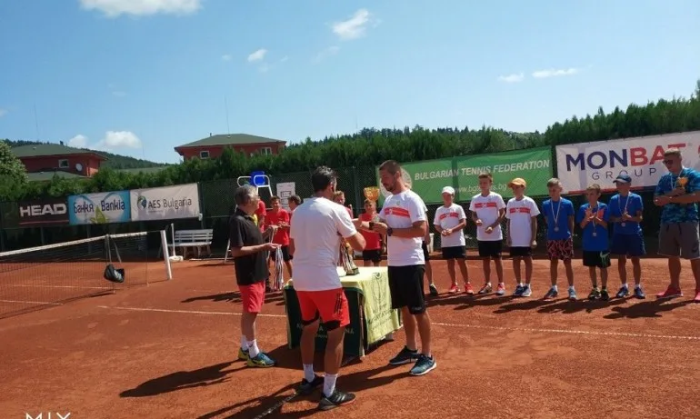 ТК 15:40 e Държавен шампион при момчетата на отборното първенство по тенис до 12 г. - Tribune.bg