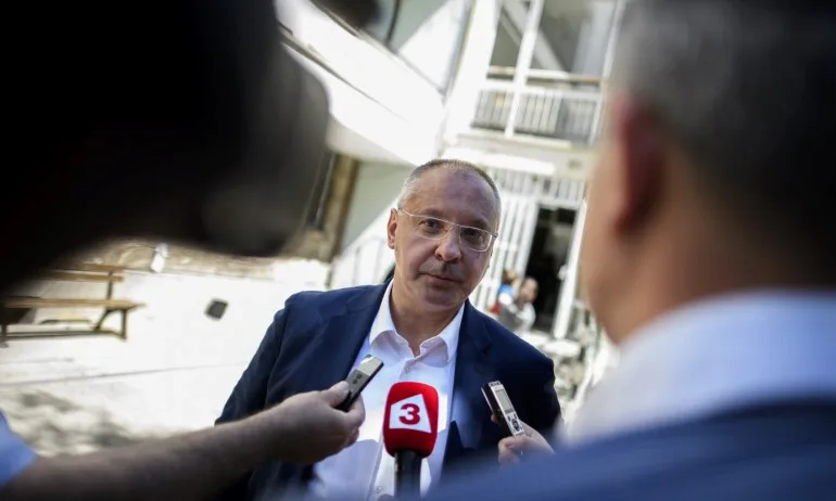 Станишев за Нинова: Откривате ли политическа логика? Аз вече не откривам дори здрав разум - Tribune.bg